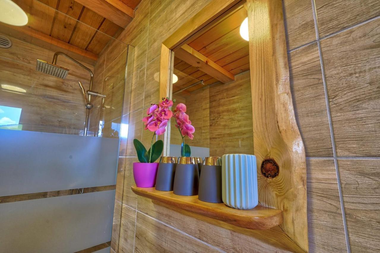 Hotel Glamping Brodej Vitanje Zewnętrze zdjęcie